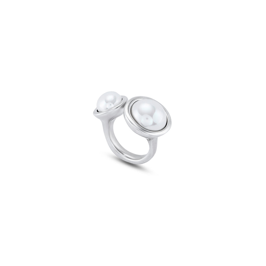 Uno De 50 Sterling Silver-plated Ring With Two Different Sized Pearls